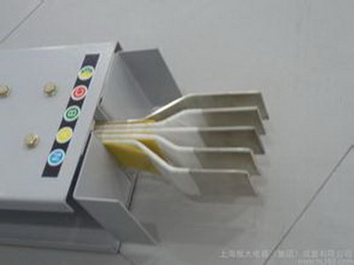 優(yōu)質(zhì)母線槽 長江電器1母線槽的技術(shù)優(yōu)勢與應(yīng)用